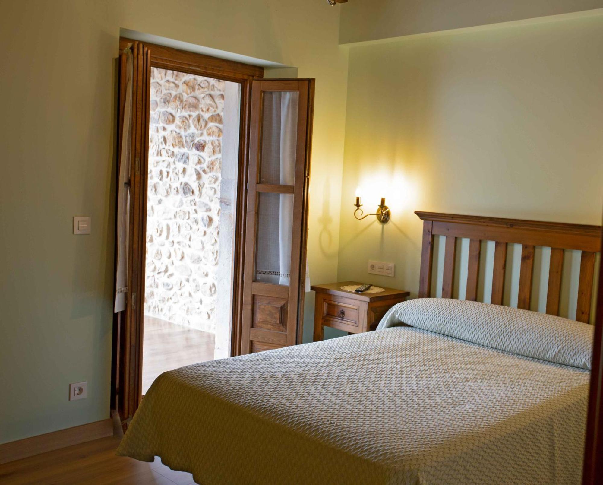 Los Campos Vivienda Vacacional Onís Pokoj fotografie